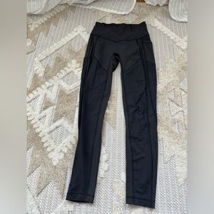 Lululemon yoga pants